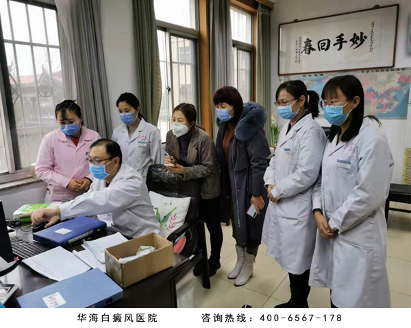 12、延遲復(fù)工期間，各業(yè)務(wù)科室部門堅(jiān)守在疫情防控一線.jpg